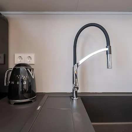 Top-notch Location, An Exceptionally Stylish Flat 公寓